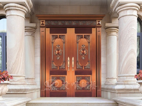 廣東銅門廠家需要從自身做起提高銅門的質(zhì)量和服務