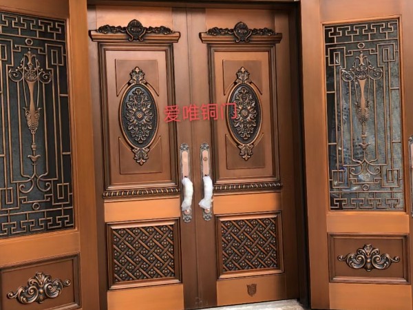 廣東別墅銅門(mén)廠家愛(ài)唯銅藝——廣東別墅銅門(mén)案例實(shí)拍