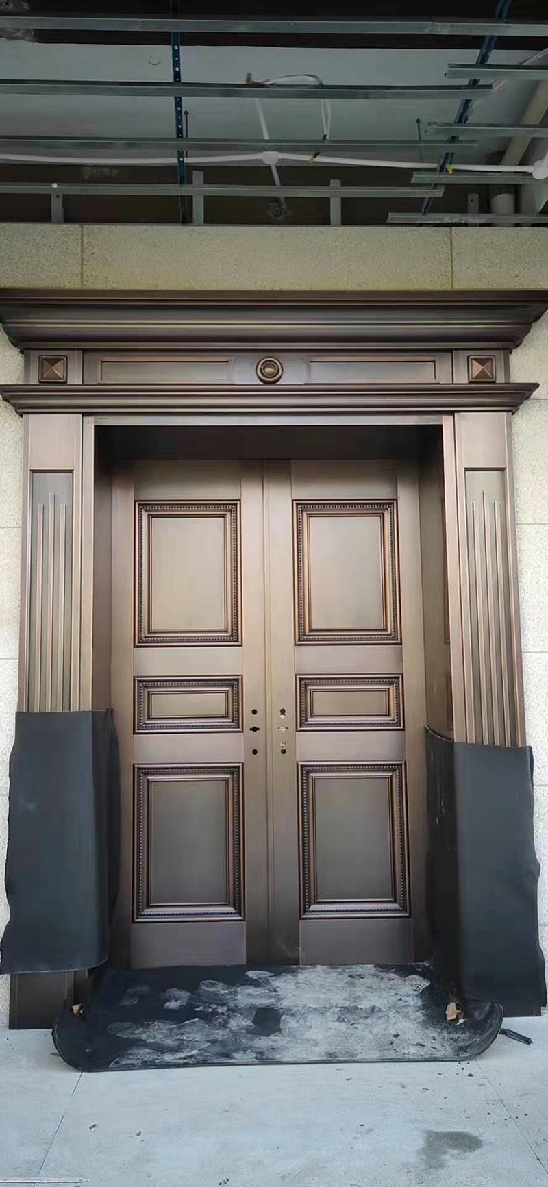 簡(jiǎn)約別墅銅門 (1)